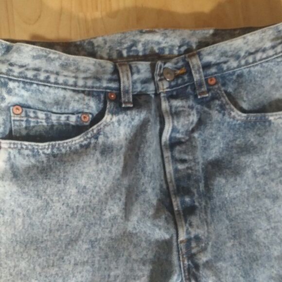Vintage Levi's Acid Wash Button Fly Denim Jeans - Picture 4 of 10